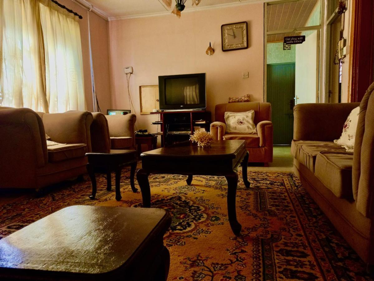 Kuniville Guest House Nyeri Eksteriør billede
