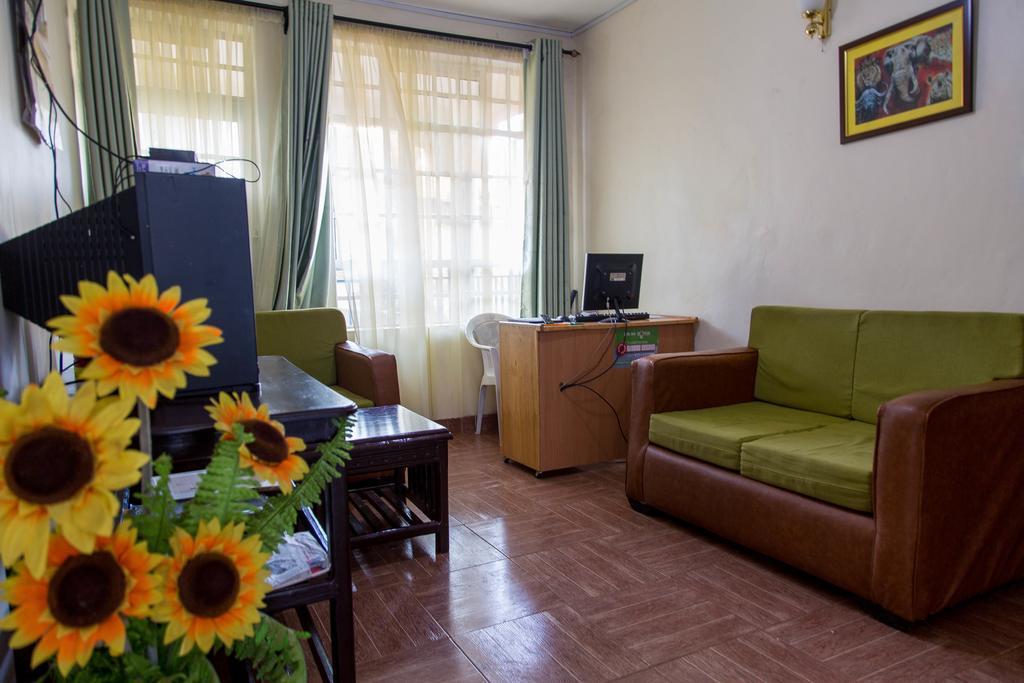 Kuniville Guest House Nyeri Eksteriør billede