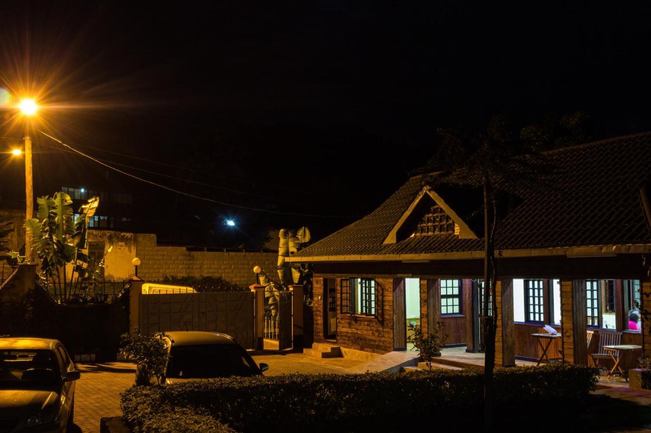 Kuniville Guest House Nyeri Eksteriør billede